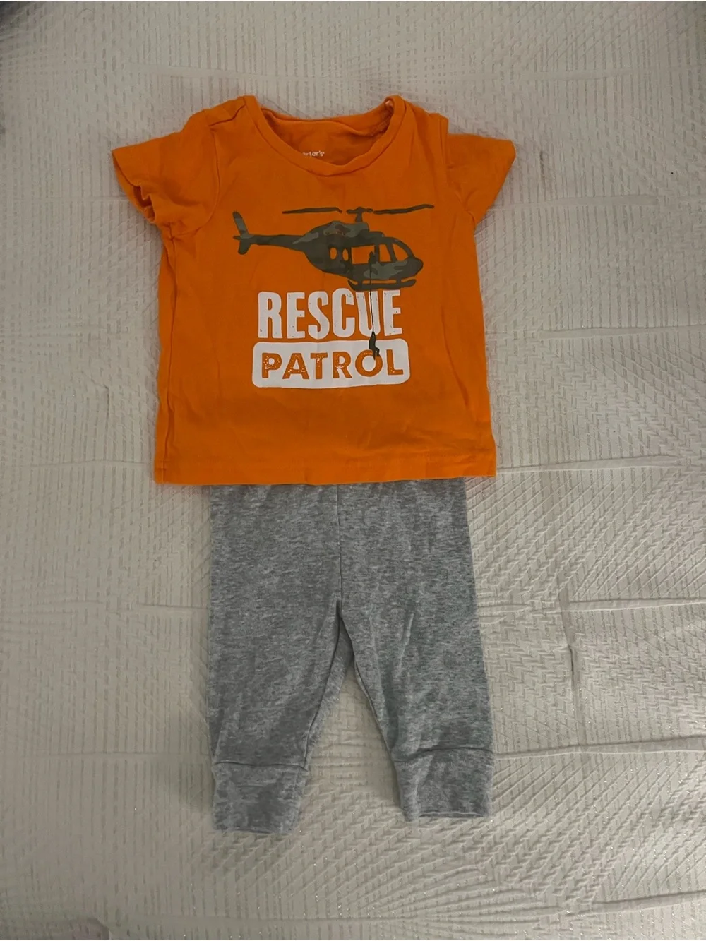 Boys 3-6 Month Bundle $15 for 9 pieces ‼️